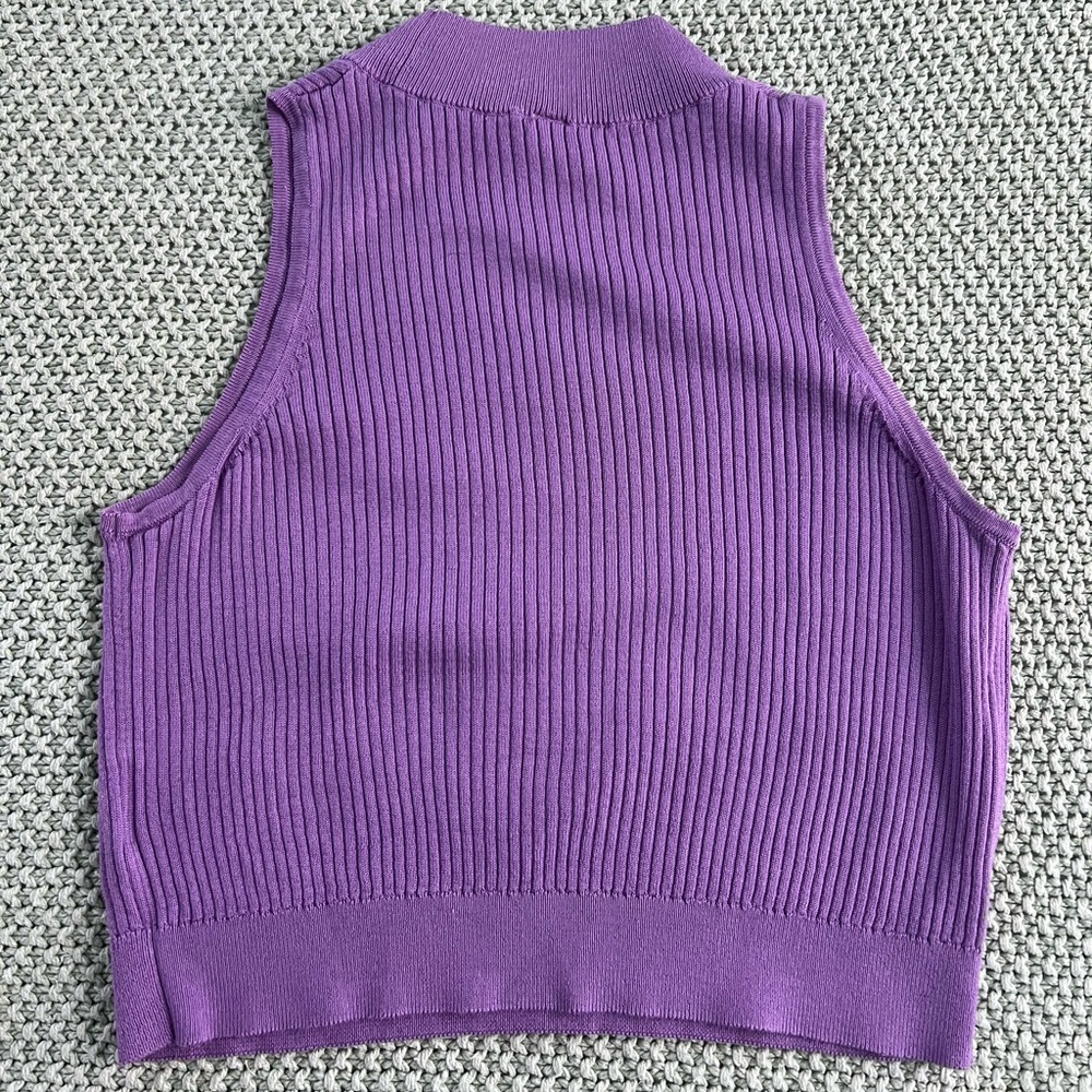 Uniqlo Violet Ribbed Cropped Mock Neck Top - Picture 6 of 7